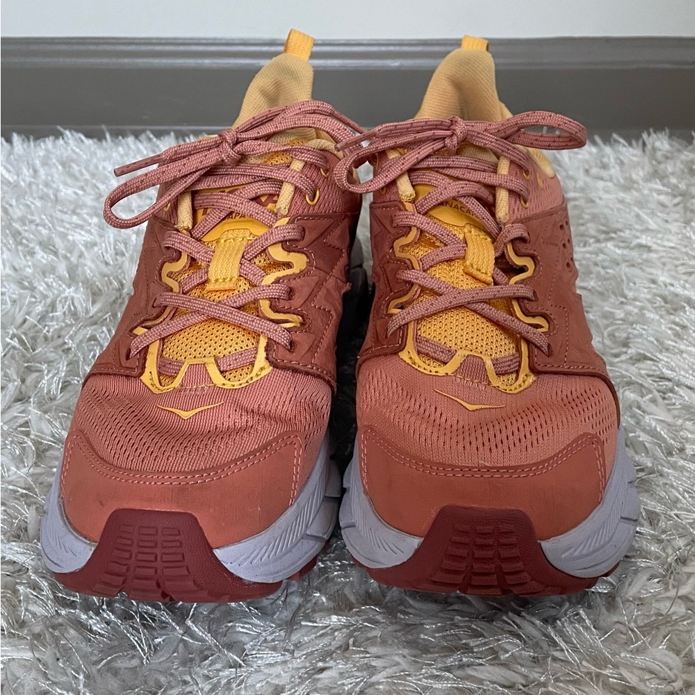 HOKA Anacapa Breeze Low Women’s Hiking Shoes in Sun Baked Amber Yellow - Picture 3 of 13